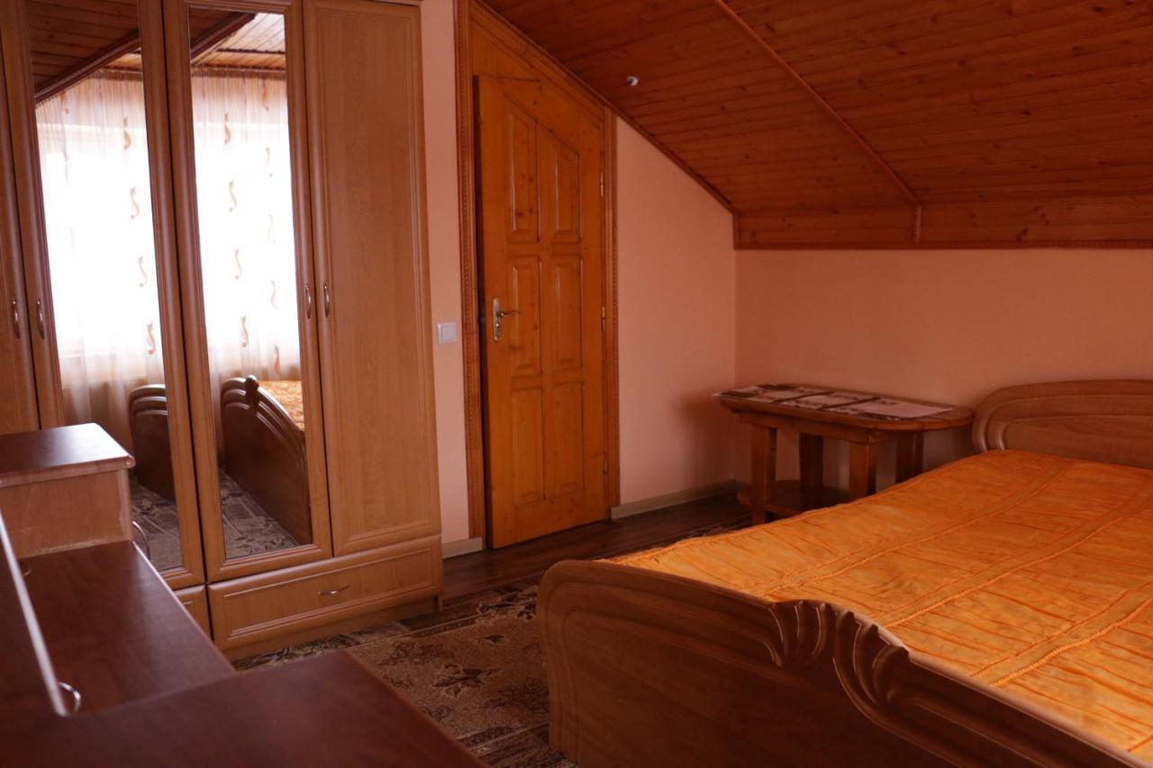 Karpatskyi Maetok Hotel Slavske Ngoại thất bức ảnh