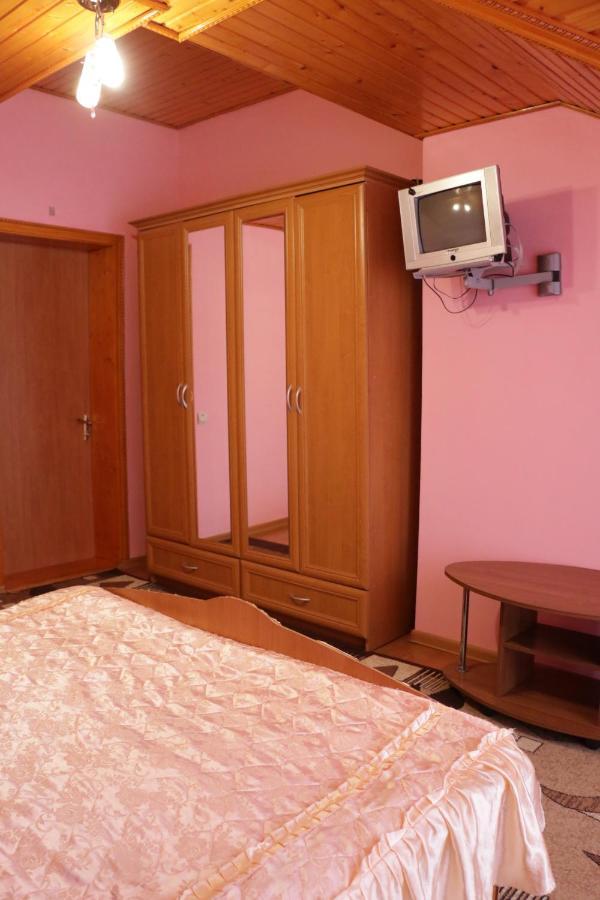 Karpatskyi Maetok Hotel Slavske Ngoại thất bức ảnh